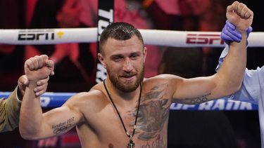 Tras pelear en Ucrania, Lomachenko regresa al cuadrilátero