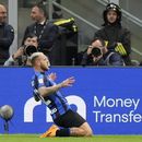 Federico Dimarco celebra tras anotar un gol para el Inter de Milán en el partido contra Juventus por las semifinales de la Copa Italia, el miércoles 26 de abril de 2023. (AP Foto/Luca Bruno)