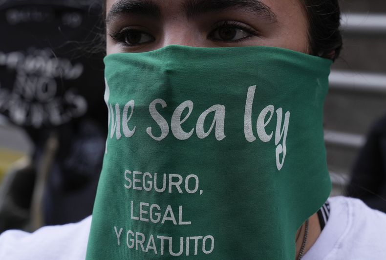 AMS-GEN BOLIVIA-ABORTO