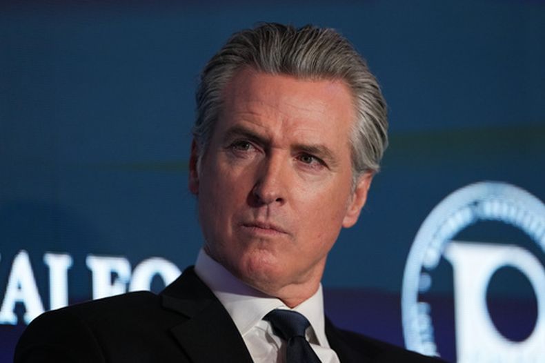 El gobernador de California Gavin Newsom en un evento en Los Ángeles, el 14 de julio del 2026. (AP foto/Jae C. Hong)