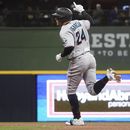 Con grand slam de García, Marlins se imponen a Cerveceros