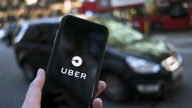 cuidado con la estafa del vomito: su viaje en uber puede salirle muy costoso