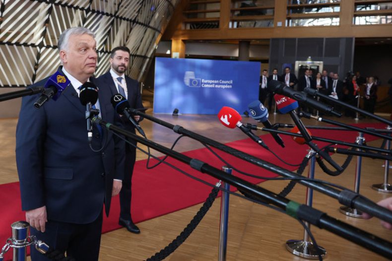 El primer ministro húngaro Viktor Orban en una reunión en Bruselas el 19 de marzo del 2026. (AP foto/Omar Havana)