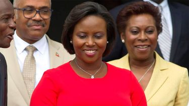 primera dama de haiti estoy viva, pero perdi a mi esposo