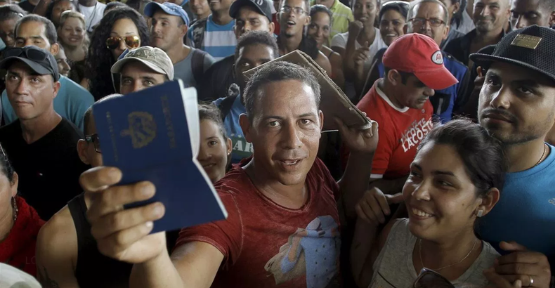 Caravana de emigrantes cubanos
