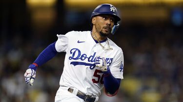 Los Dodgers remontan a los Rockies 6-4 y suman 110 victorias