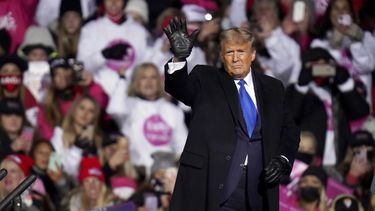 Campaña de Trump acusa ciberataque a su sitio web