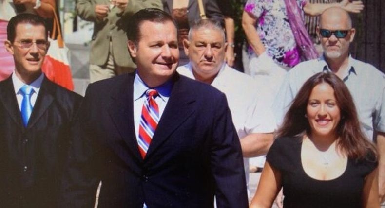 La noticia del fallo judicial a favor de Julio Robaina desató todo tipo de reacciones en Hialeah.