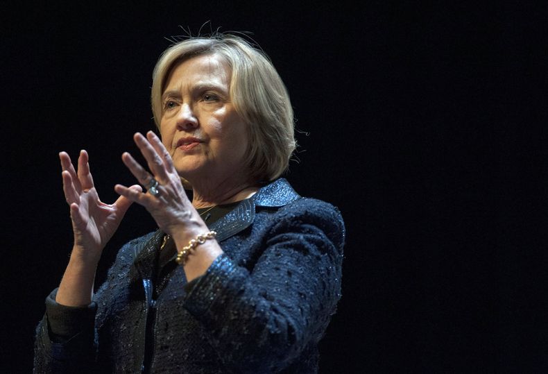 AMN-GEN_HILLARY_CLINTON-EMAILS-0.jpg