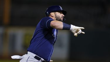 Rays se imponen 10-7 a los Atléticos con jonrón de Zunino
