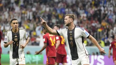 Alemania rescata empate 1-1 ante España a la atropellada