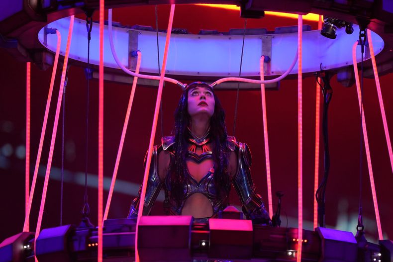 Katy Perry durante su concierto en la Arena CDMX en la Ciudad de México el miércoles 23 de abril de 2025. (Foto AP/Fernando Llano)