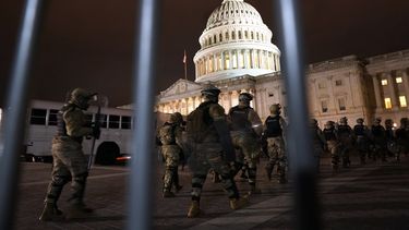 miles de partidarios de trump se reunen para apoyarlo