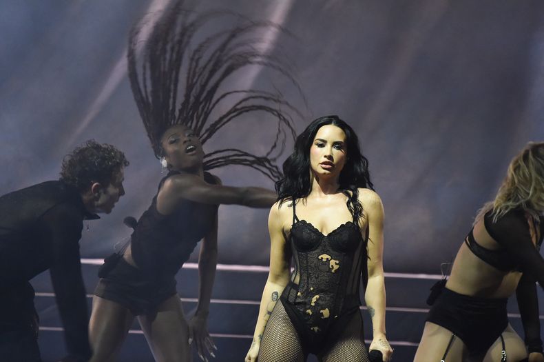 Demi Lovato presenta su espectáculo One Night Only el domingo 26 de octubre de 2025 en el Hollywood Palladium de Los Ángeles. (Foto Richard Shotwell/Invision/AP)