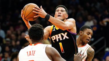 Con 30 puntos de Booker, Suns superan 124-109 a Rockets