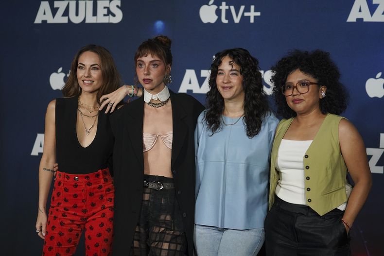 De izquierda a derecha las actrices Bárbara Mori, Natalia Téllez, Ximena Sariñana y Amorita Rasgado de la serie de Apple TV+ Las Azules (Women in Blue), posan para retratos en un evento promocional en la Ciudad de México el martes 9 de julio de 2024. (Foto AP/Marco Ugarte)