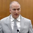 Imagen tomada de un video del expolicía de Minneapolis Derek Chauvin en la corte del condado Hennepin, el 25 de junio de 2021 en Minneapolis. (Court TV vía AP, Pool, Archivo)