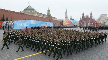 la union europea denuncio que rusia ya ha movilizado 150.000 soldados a la frontera con ucrania y en crimea