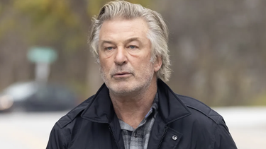 alec baldwin ya tiene fecha para ser acusado formalmente por la muerte de halyna hutchins