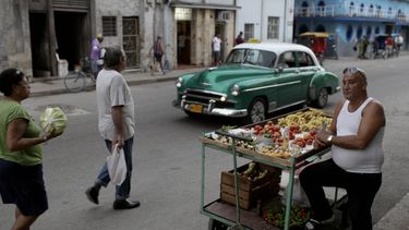 en cuba no espere encontrar wi-fi ni cajeros automaticos