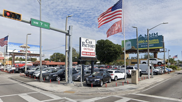 se disparan los precios de los autos usados en miami