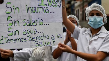 medicos venezolanos denuncian la falta de insumos, farmacos y personal de salud para enfrentar la pandemia