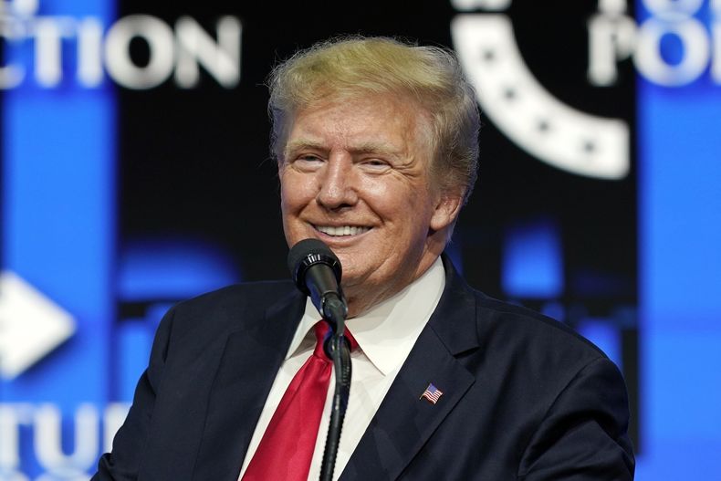 AMN-ECO TRUMP-RED SOCIAL