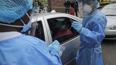 Panamá comienza vacunación contra COVID-19