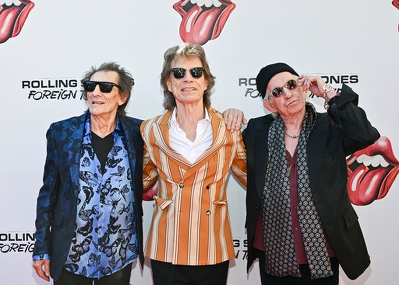 Ronnie Wood (izquierda), Mick Jagger y Keith Richards asisten al evento de lanzamiento del álbum Foreign Tongues de The Rolling Stones el martes 5 de mayo de 2026 en Nueva York. (Foto Evan Agostini/Invision/AP)