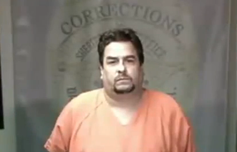 El sospechoso en este caso es un hombre de origen cubano quien aparentemente tenía una relación sentimental con la mujer desaparecida de cuya cuenta bancaria extrajo 40 mil dólares.