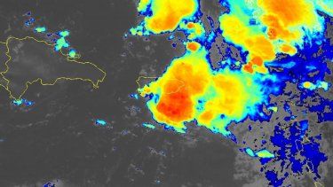 Una onda tropical y vaguada provocarán condiciones tormentosas en Puerto Rico este jueves
