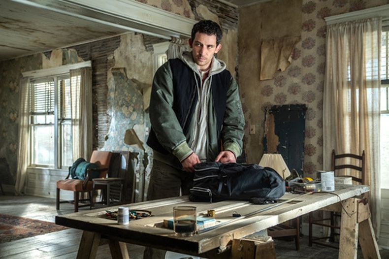 Esta imagen, difundida por Universal Pictures, muestra a Josh OConnor en una escena de Disclosure Day. (Niko Tavernise/Universal Pictures and Amblin Entertainment via AP)