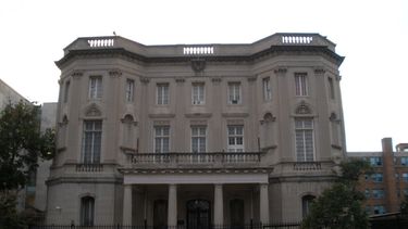 EE.UU. quiere solucionar conflicto bancario con Cuba