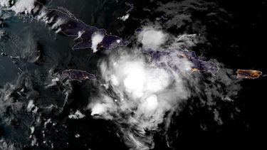 La Tormenta Tropical Elsa se acerca al oriente de Cuba. (NHC)