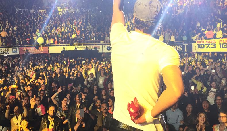 ESP-CEL_ENRIQUE_IGLESIAS-0.jpg