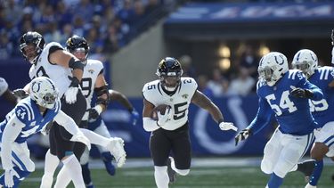 Fuente AP: Jets adquieren a James Robinson de los Jaguars