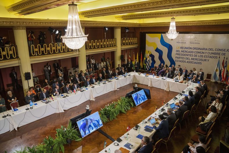 AMS-GEN MERCOSUR-CUMBRE