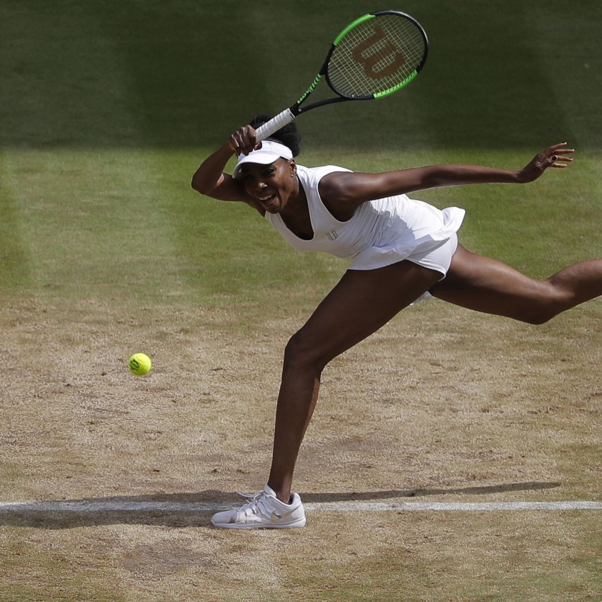 En Wimbledon, también la ropa interior debe ser blanca
