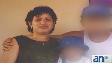 americateve | La prima de la única mujer que integraba el grupo rompió el silencio y habló hoy con América Noticias.