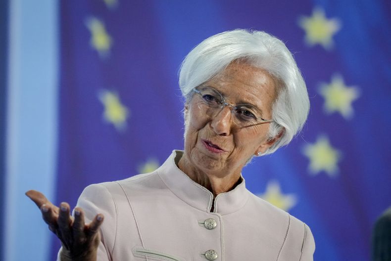 La presidenta del BCE, Christine Lagarde, habla en conferencia de prensa en Fráncfort, Alemania, el jueves 14 de septiembre de 2023. (AP Foto/Michael Probst)