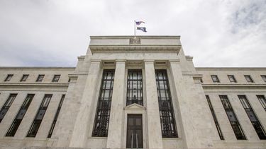 EEUU pondera relajar normas sobre reservas para bancos