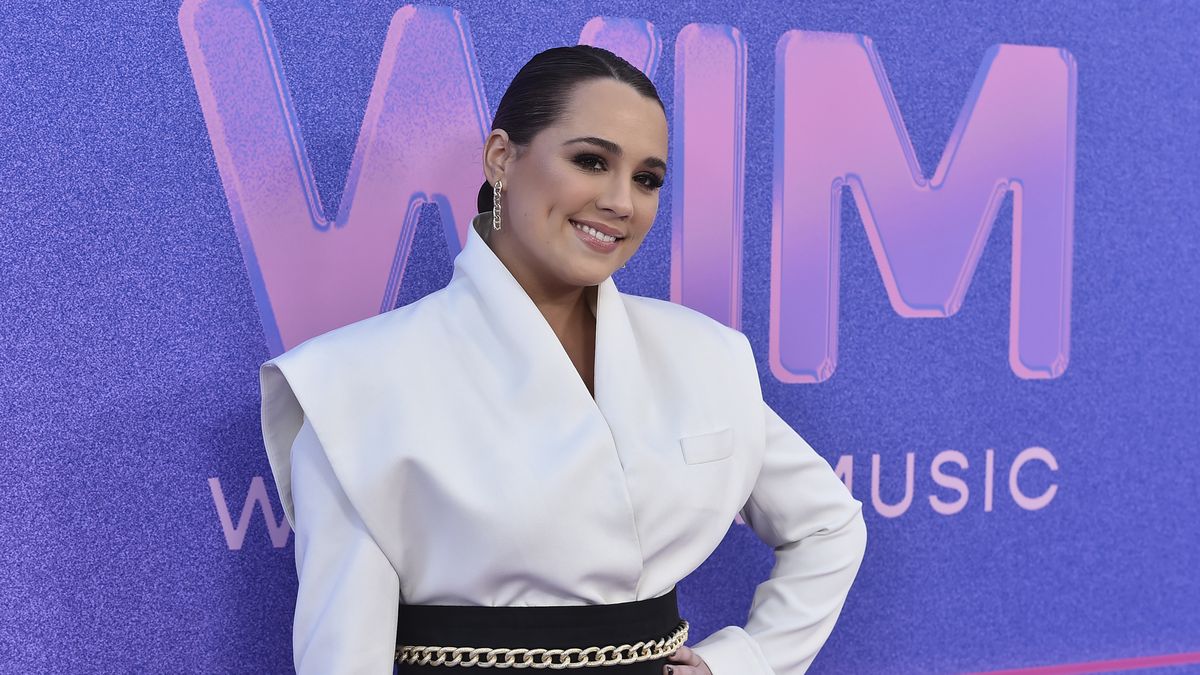 Rosalía recibirá el premio Productora del Año en los Billboard femeninos  2023