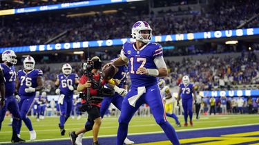 Bills inauguran campaña con paliza a los campeones Rams