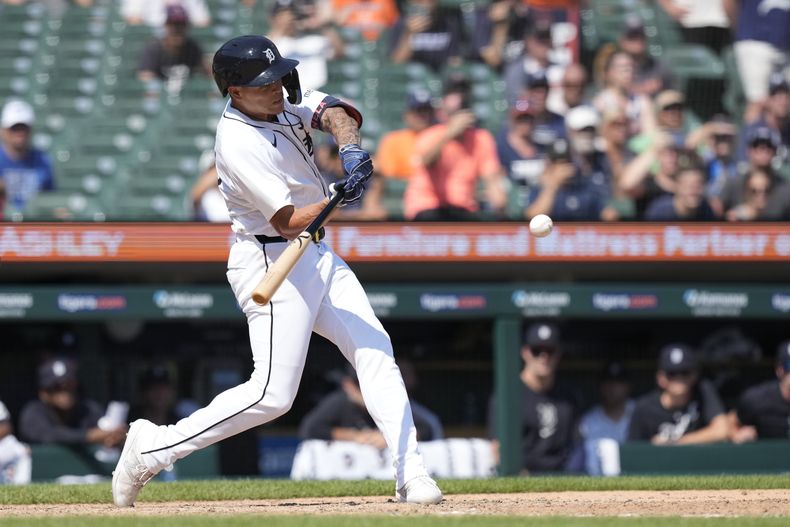 Gio Urshela de los Tigres de Detroit conecta un jonrón de dos carreras en la décima entrada para el triunfo ante los Dodgers de Los Ángeles el sábado 13 de julio del 2024. (AP Foto/Carlos Osorio)