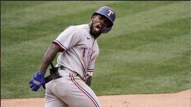 cubano adolis garcia, jugador de la semana