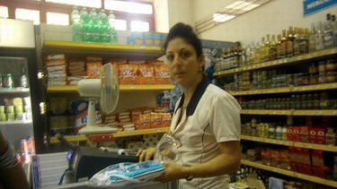 el regimen autoriza que se tomen fotos dentro de las tiendas estatales