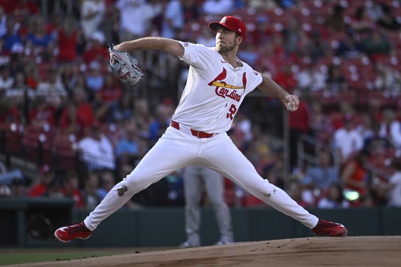 Matthew Liberatore, abridor de los Cardenales de San Luis, hace un lanzamiento en el segundo juego de una doble cartelera ante los Bravos de Atlanta el miércoles 26 de junio de 2024 (AP Foto/Joe Puetz)