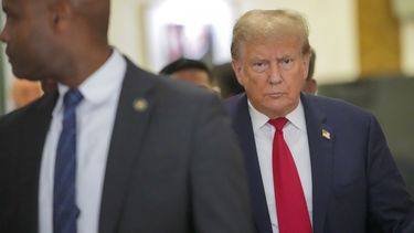 El expresidente Donald Trump en el tribunal de Nueva York el 4 de octubre de 2023. (Foto AP/Mary Altaffer)