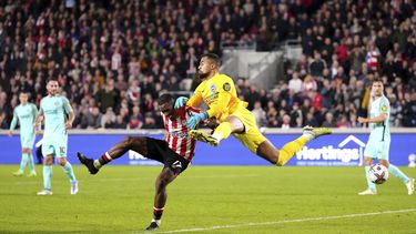 Toney le da triunfo a Brentford ante Brighton