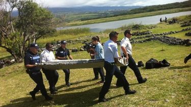 francia confirma que los restos hallados en el indico son del mh370